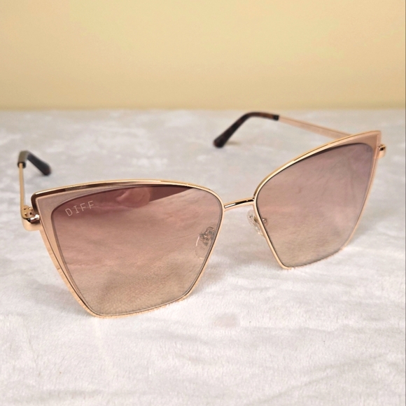 Diff Becky Gold/Brown Lady's Sunglasses - Picture 5 of 15